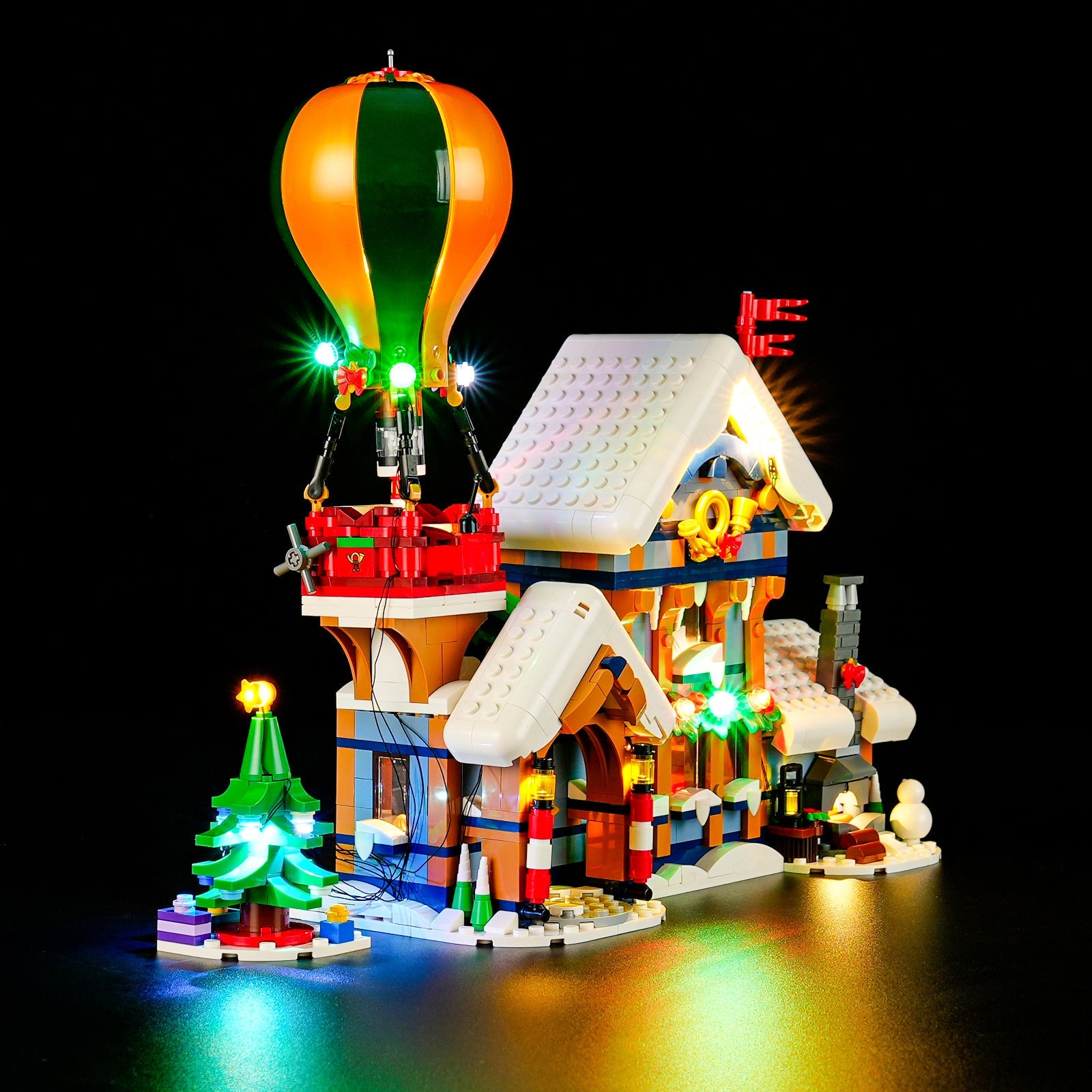 YB brand compatible with LEGO 10339 Santa Claus Post Office building blocks, LED lighting fixtures, winter lighting model ornaments