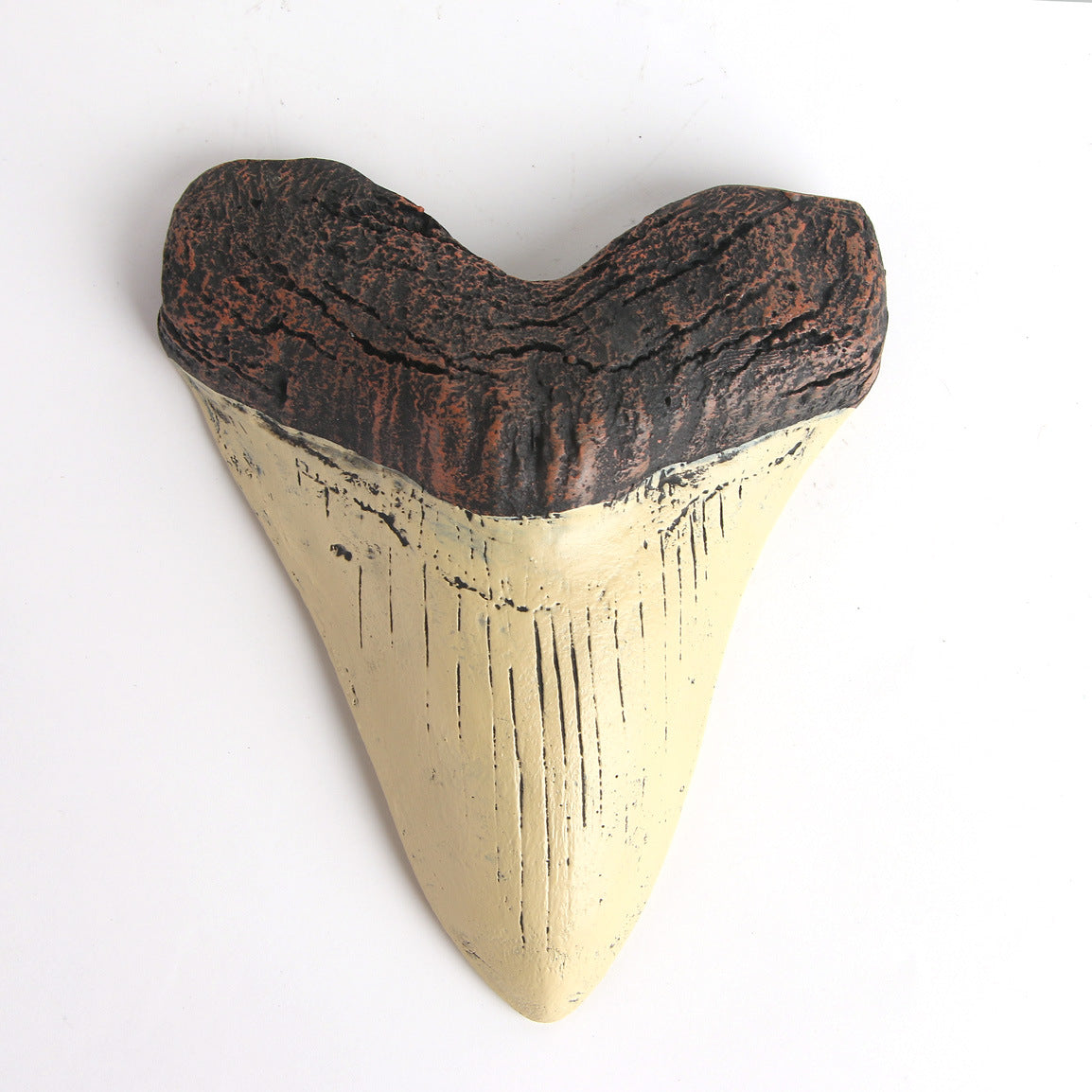 Resin crafts, retro simulation shark teeth, animal teeth, auspicious indoor decoration ornaments