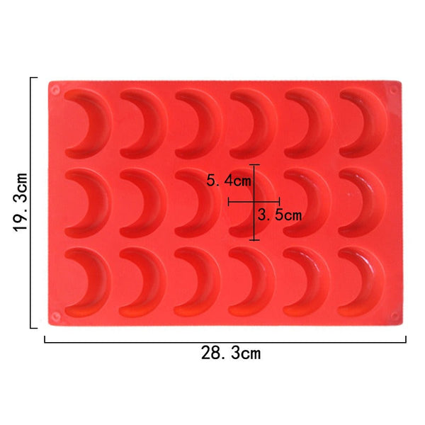 18 Chain Moon Silicone Ice Grid Mold Cold Soap Mold Creative Silicone Mold Bending Moon Chocolate Mold