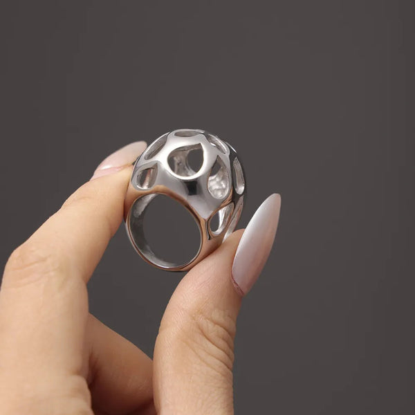 Large aperture hollow exaggerated heavy-duty stainless steel ring