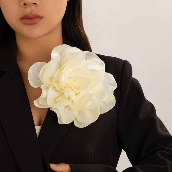 Hot selling satin fabric exaggerated large flower brooch duckbill clip dual-purpose rose chest flower pin