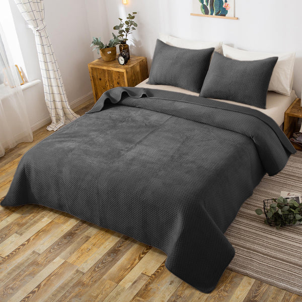 Kasentex All Season Cozy Velvet Quilt Set with Shams, Queen, King, Room Decor, Graduation Gifts