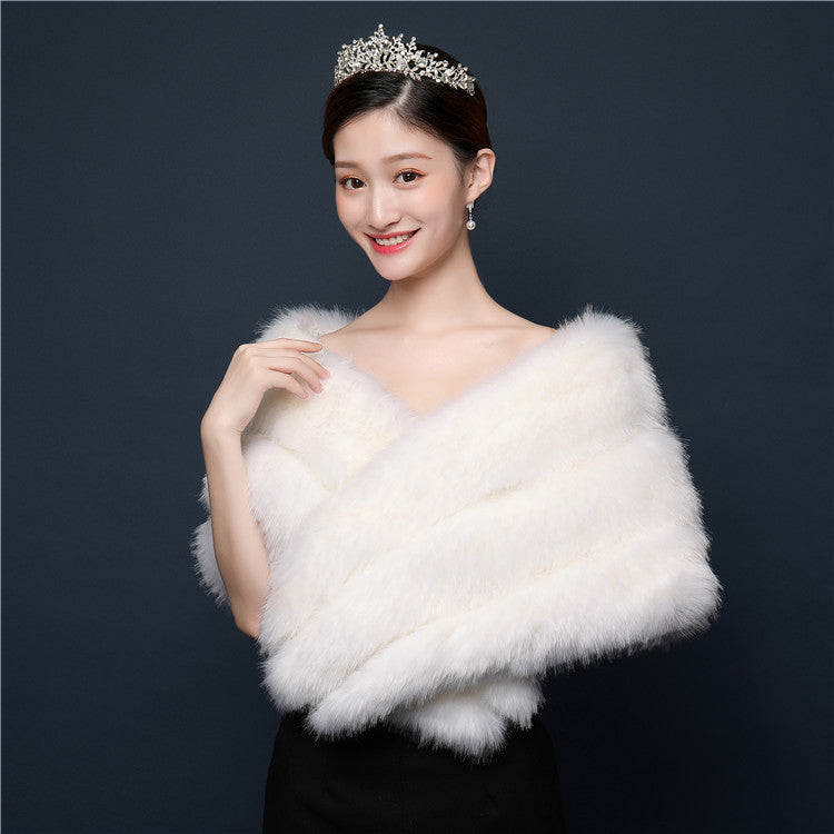 Bride's wedding dress fur shawl women's warm white cloak cheongsam jacket red cloak