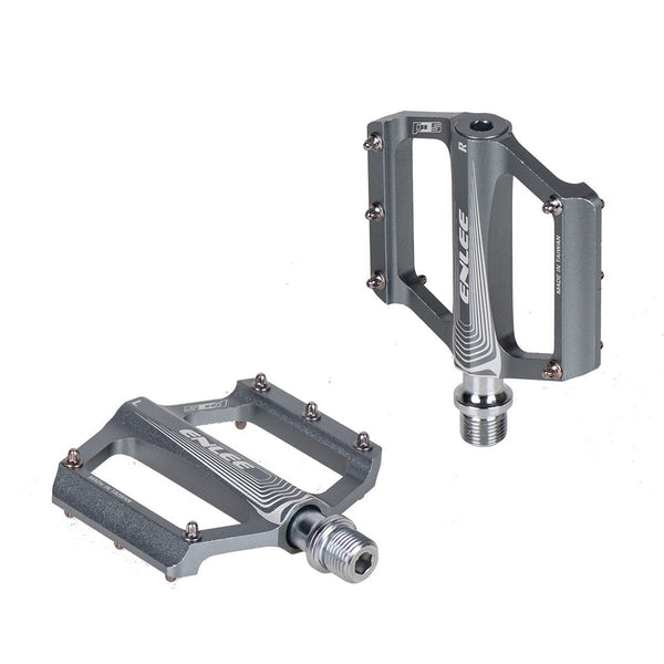 Aluminum Alloy Pedal Mountain Road Bike Bearing Pedal Folding Bicycle Universal Riding Pedal