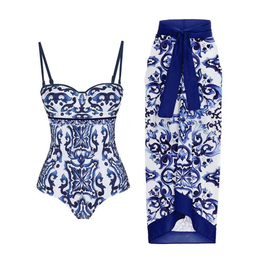 Blue and white porcelain print retro beach vacation hot spring swimsuit