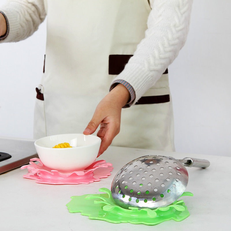 Splashing tomato sauce soup spoon holder dining table coaster coffee coaster soup spoon and spatula storage rack