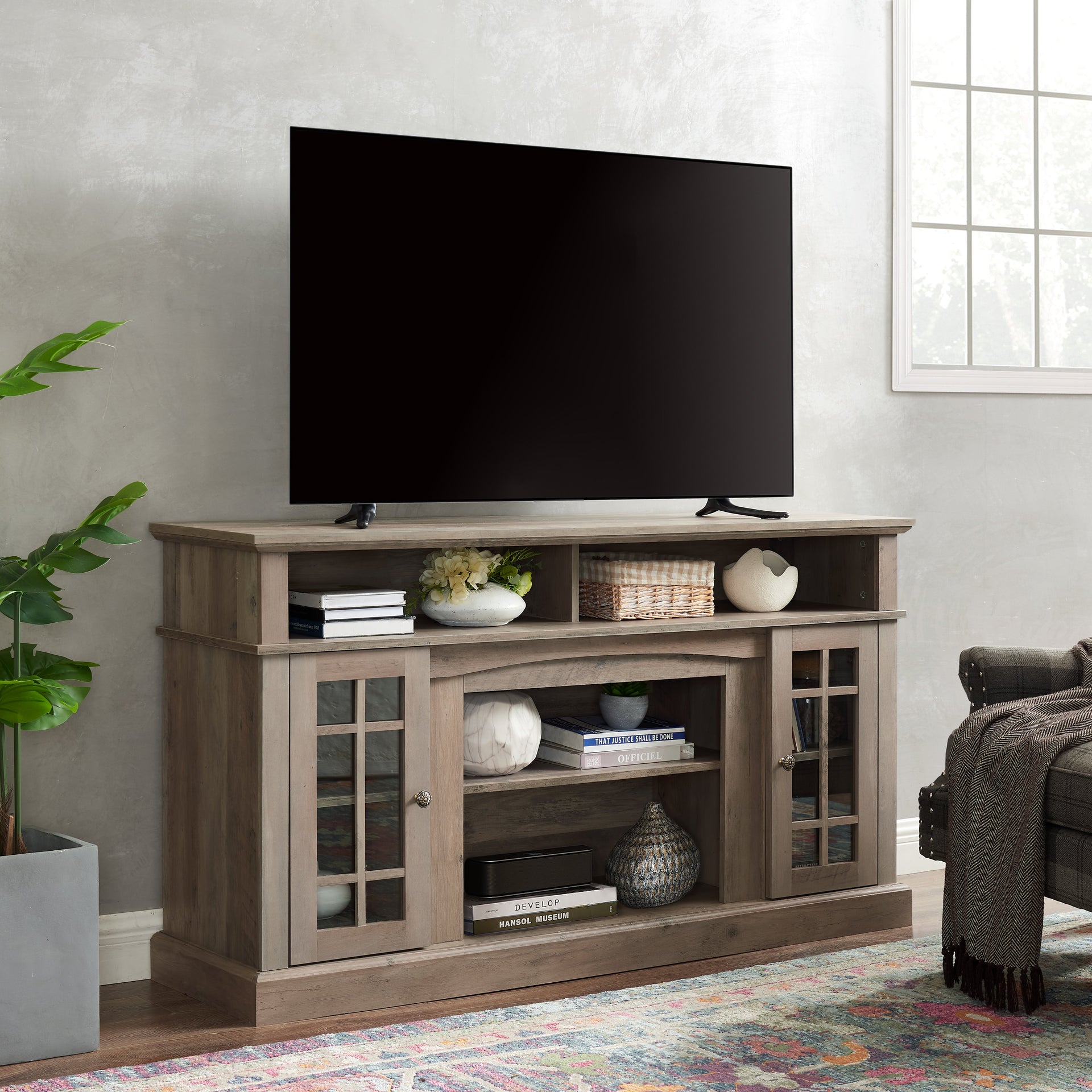Classic TV Media Stand Modern Entertainment Console for TV Up to 65