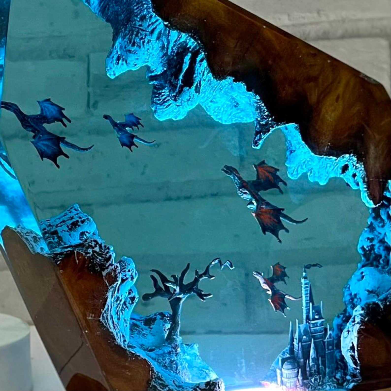 Fire Dragon and Ice Dragon Resin Lamp 3D Dragon Desk Lamp Game of Power Dragon Lamp Lighting Home Decoration