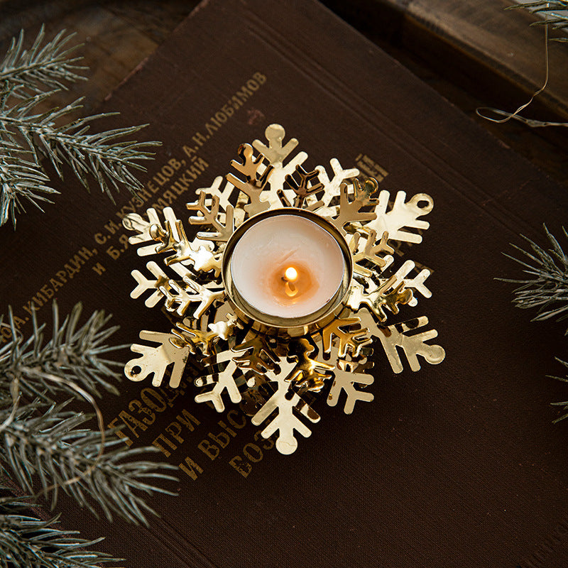 Christmas Golden Iron Candlestick Desktop Decoration Christmas Day Snowflake Decorations Table Arrangement