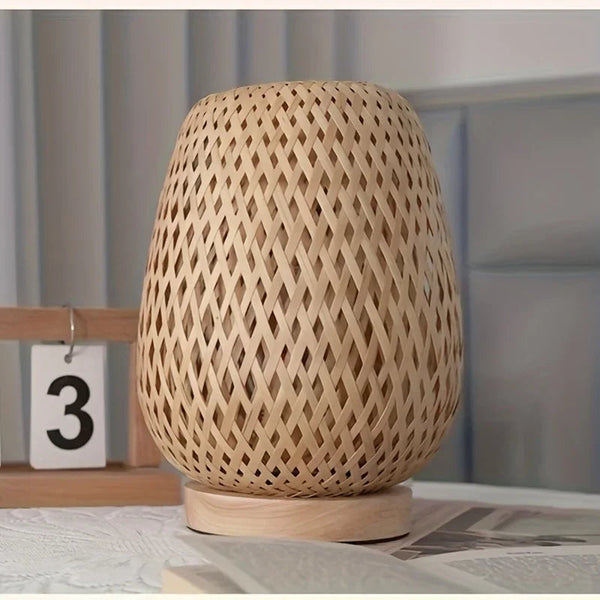 Retro Japanese Style Lamp Bamboo Woven Desk Lamp Handmade Rattan LED Desk Lamp Wooden House Decoration Light