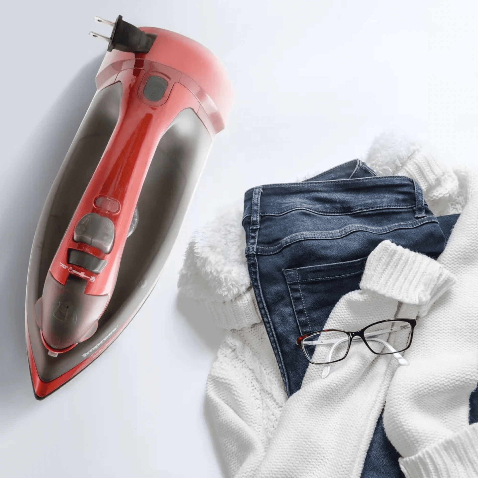 Impress Mid-Size Cord-Rewind Iron with Non-Stick Spray and Burst - REFURBISHED