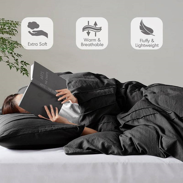 Twin/Twin XL Pre-Washed Pleated Microfiber Comforter Set in Black