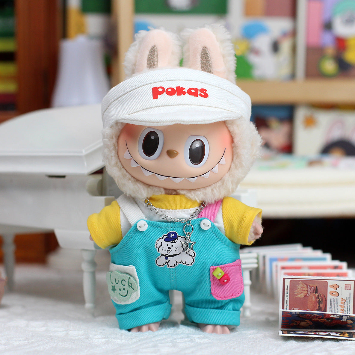 Clothing Only Labubu Doll Clothes T-Shirt with Ripped Jeans Heartfelt Macaron