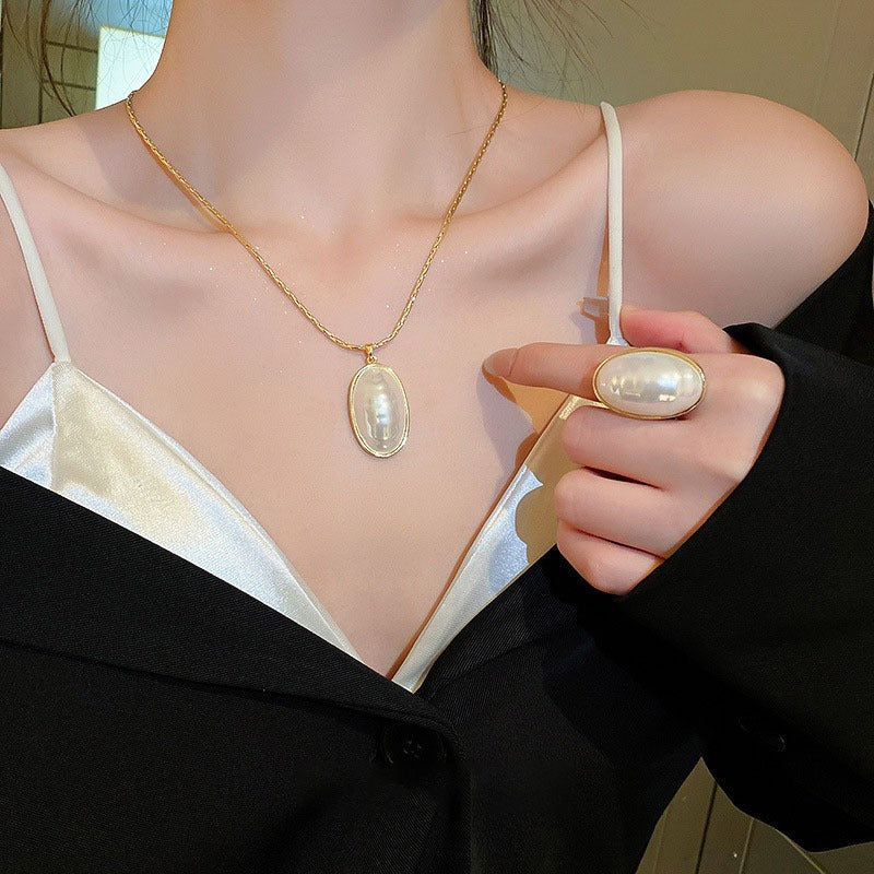 Oval Pearl Necklace for Women Jewelry French Fashion New Style Luxury Collar Chain Necklaces