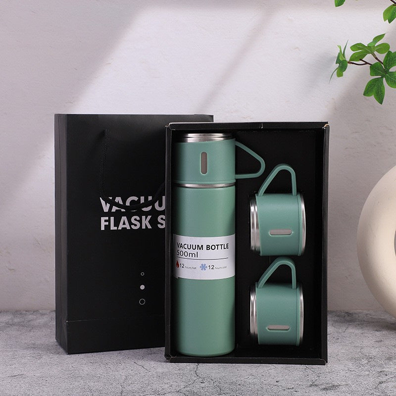 A cup of three-lid thermos cup portable fashion gift box set stainless steel cup