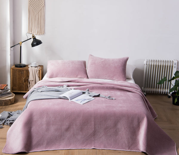 Kasentex All Season Cozy Velvet Quilt Set with Shams, Queen, King, Room Decor, Graduation Gifts