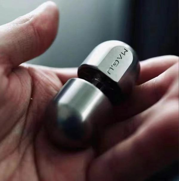 MagniSpin Capsule Fidget