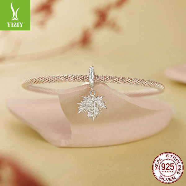 ilver Charm Original New Sparkling Maple Leaf DIY Pendant String Decoration Romantic Autumn Leaves s925 Silver Bracelet Beads