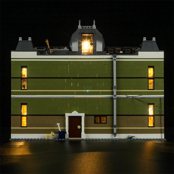 YEABRICKS is compatible with LEGO 10326 Natural History Museum building blocks, LED lighting fixtures, street view toys, and lighting