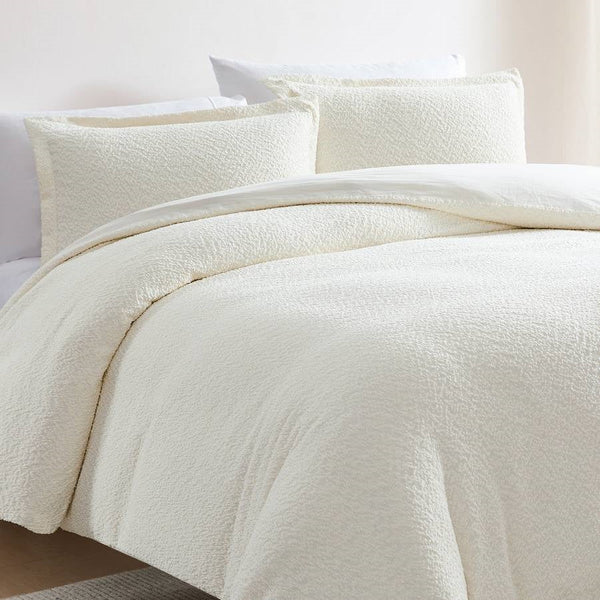 Full / Queen 3-Piece Off White Boucle Duvet Cover Set