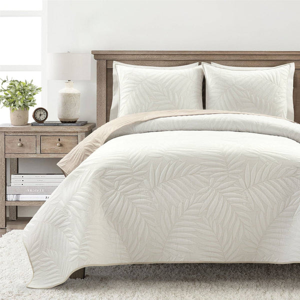 Full/Queen Lightweight Fern Leaf Reversible 3-PC White Beige Cotton Quilt Set