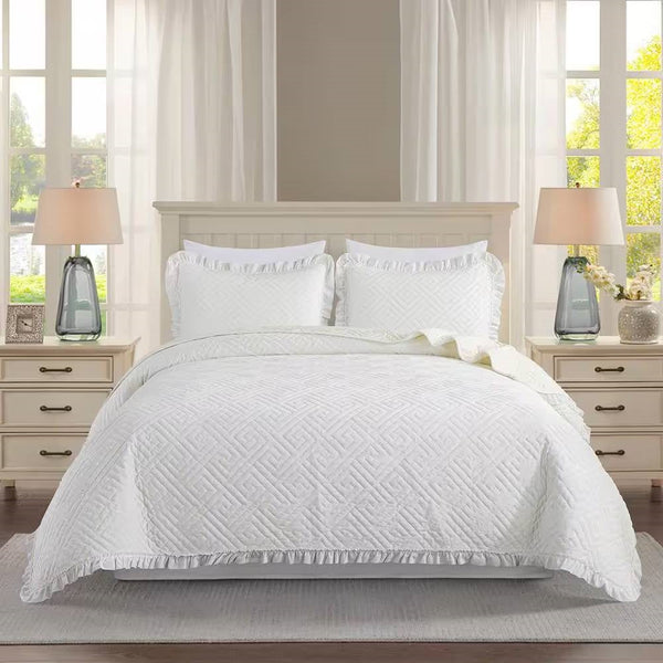 Queen size Ivory White Velvet Microfiber Polyester Reversible 3-Piece Quilt Set