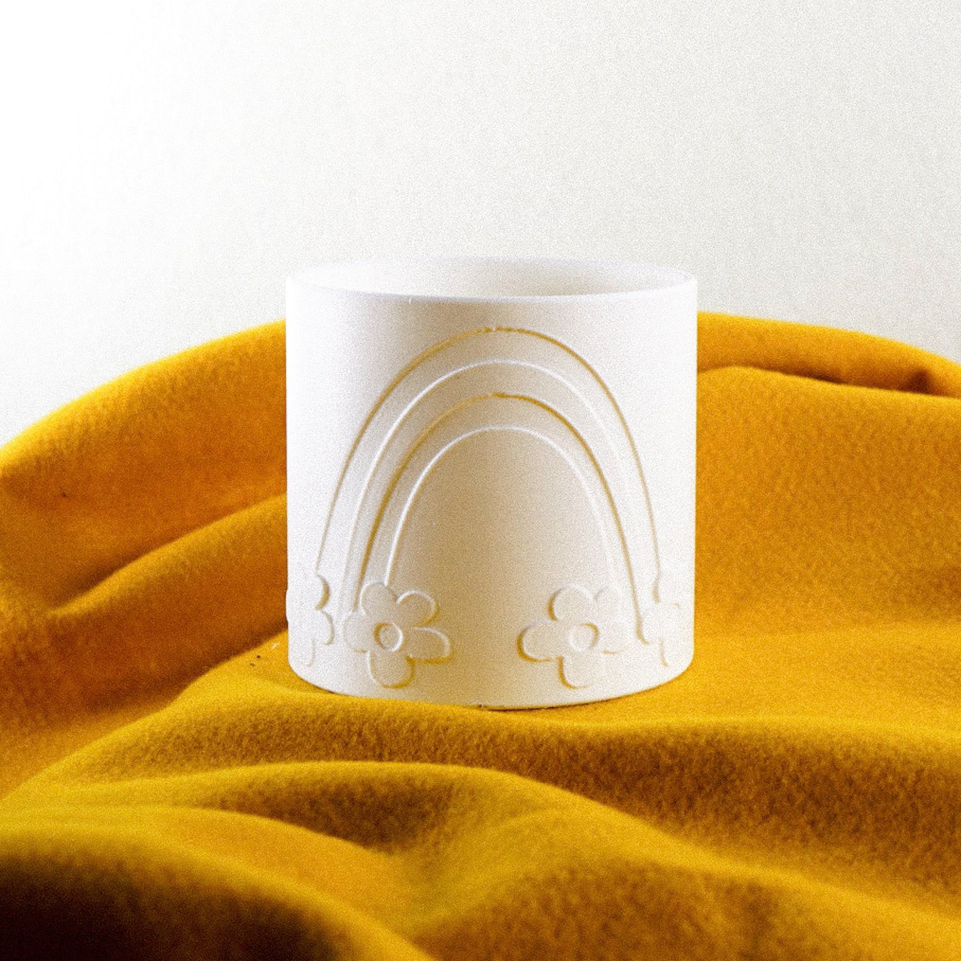 Daisy Rainbow Planter