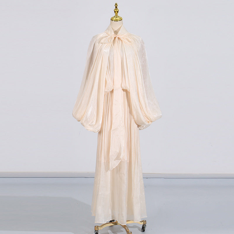 Fashionable niche design bat sleeve lace up pleated dress for women