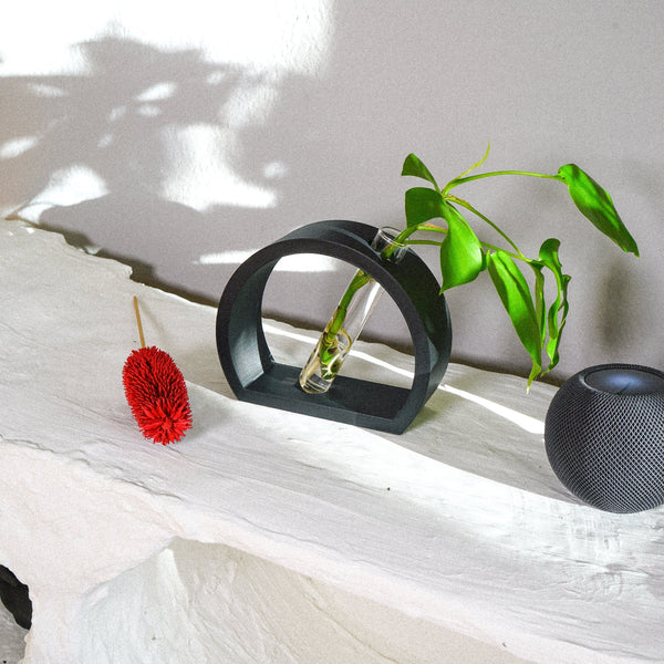 Half-Moon Propagation