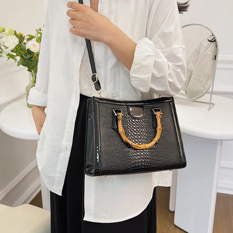 High Quality Leather Shoulder Bag For Women Luxury Alligator Handbag Designer Women Bag Retro Bamboo Handle Tote Bag Female