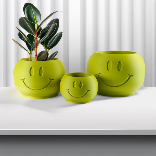 Happy Sprout Smiley Face Plant Pot with Drainage and Drip Tray – Cute Ghibli Decor Planter | Kawaii Hypebeast Pots for Plants | Cubicle & Classroom Decor