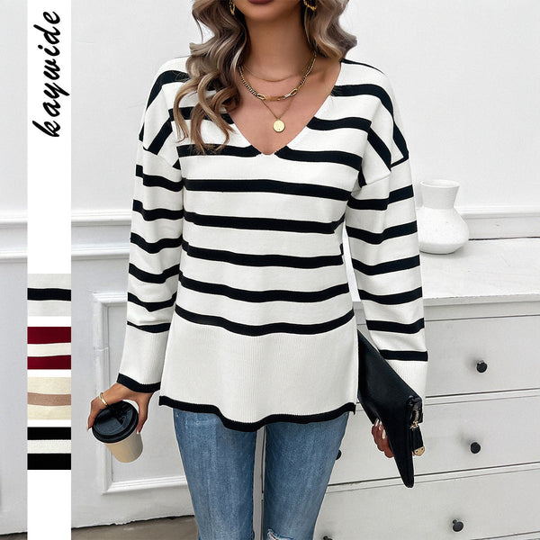 Leisure vacation style contrasting striped long sleeved sweater