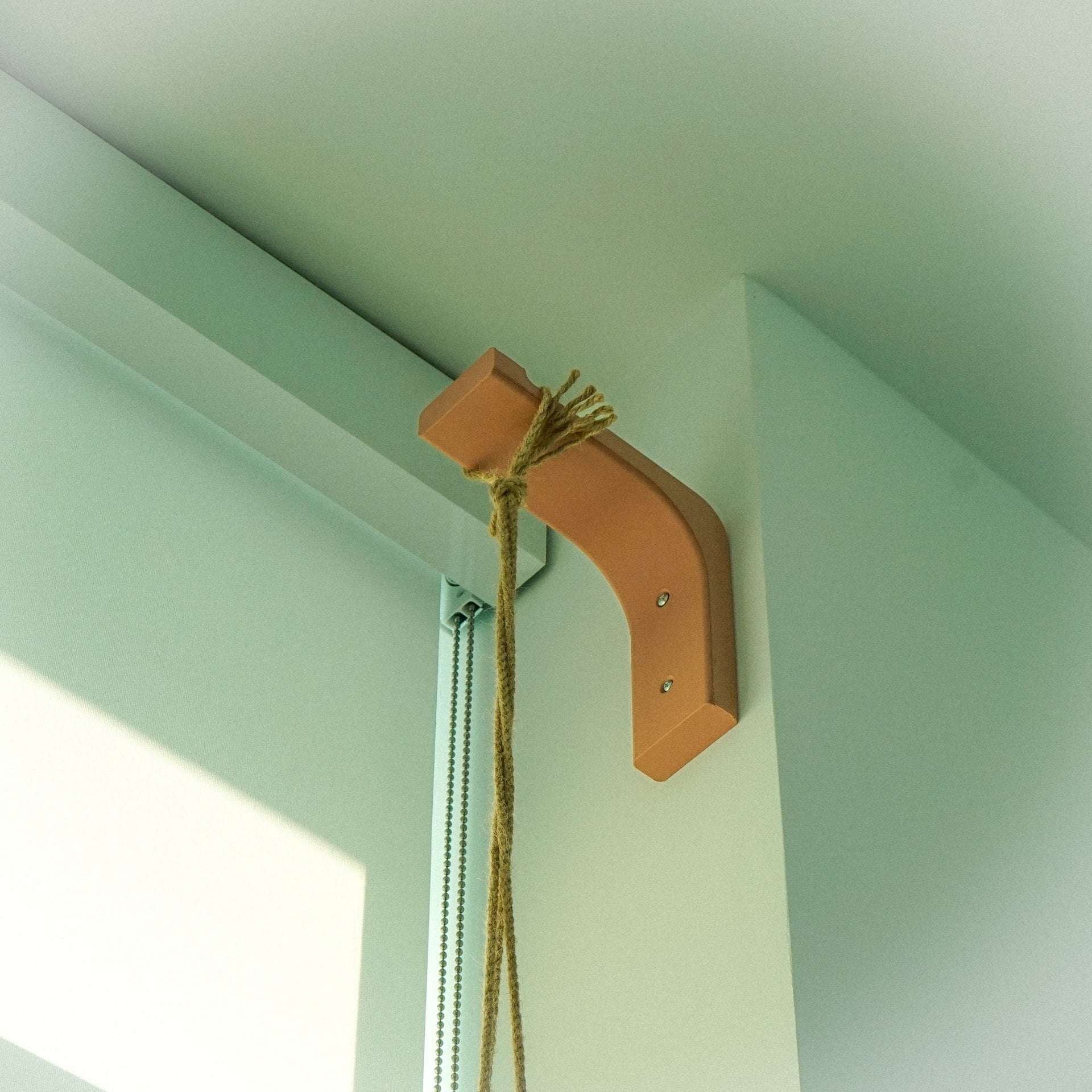 Minimal Modern Hanging Planter Wall Hook