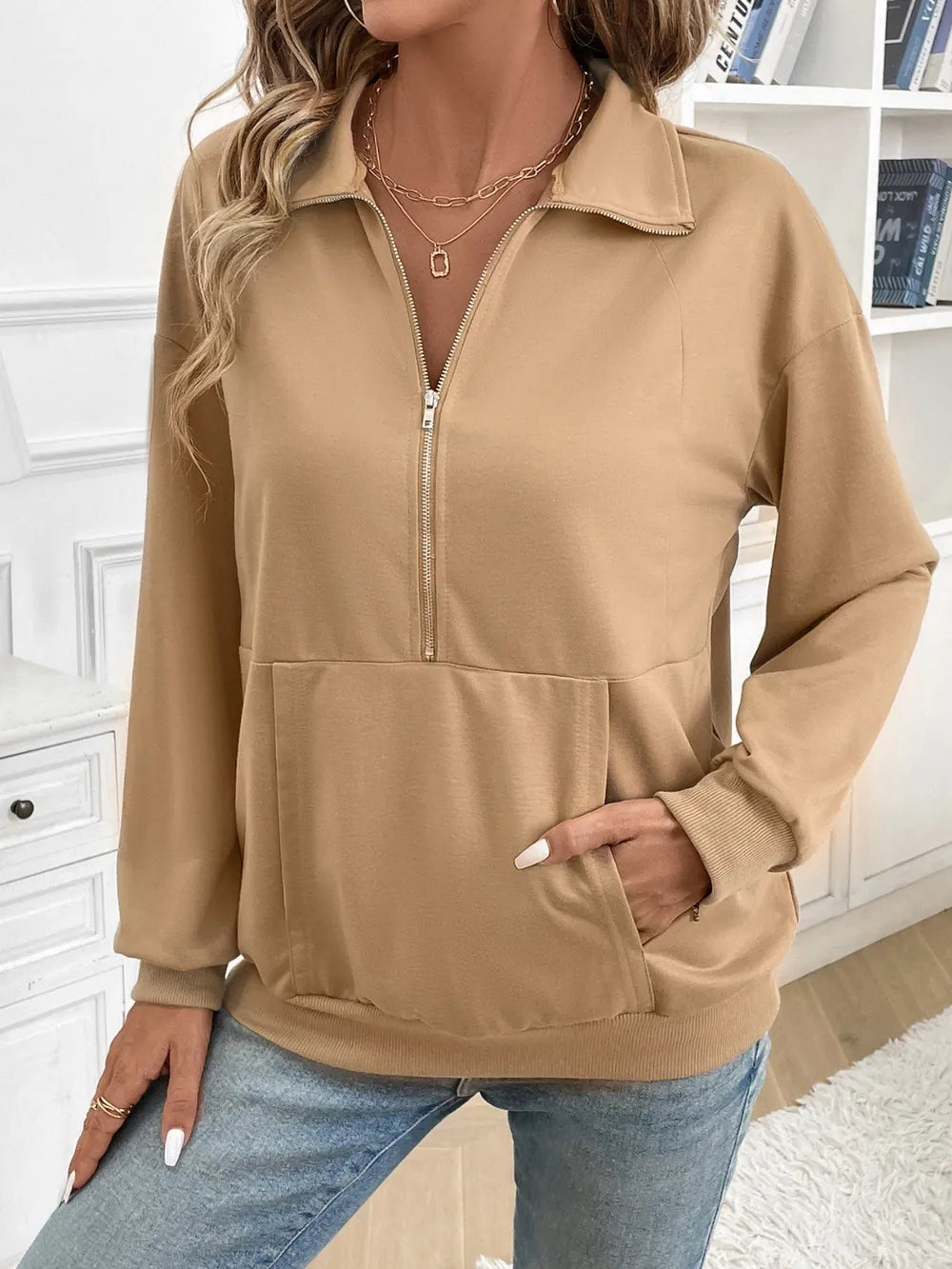 Solid color zipper pocket long sleeved lapel sweatshirt